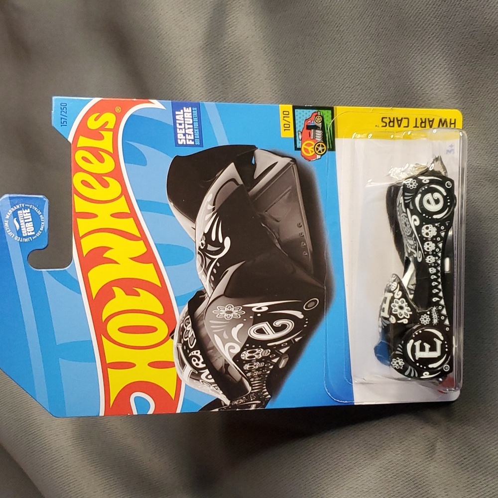 Hot‎ Wheels - Picture 2 of 11